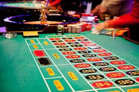 688slot ဘောလုံးနှင့် Esports ကစားသမားများ